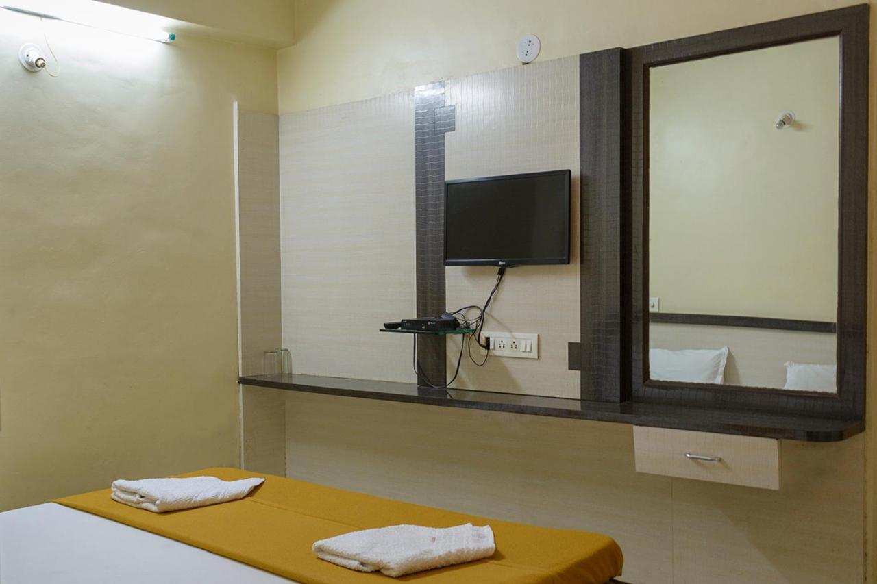 Hotel Mukesh Residency Pune Dış mekan fotoğraf